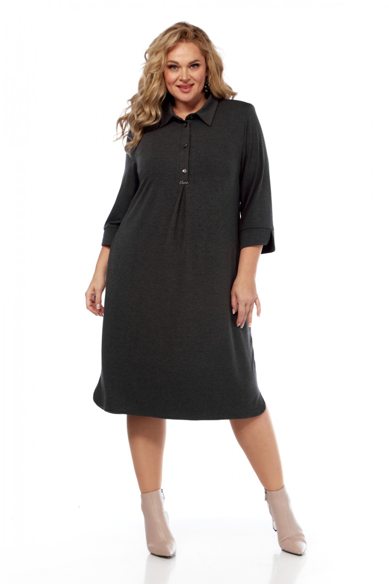 1040 Платья